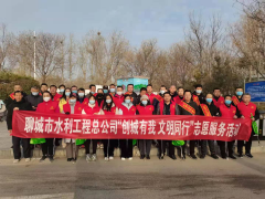 為弘揚雷鋒精神，助力全國文明城市創(chuàng)建工作，根據市文明辦統(tǒng)一安排，3月5日上午8:009:30，市水利工程總公司志愿者來到所幫包路域花園路二干路路口---利民路二干路路口，開展文明勸